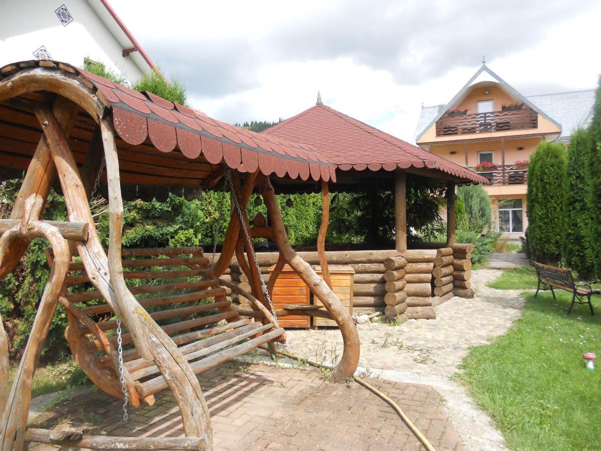 Pension, Camping & Biker Station Zur Deutschen Eiche Ciocanesti Exterior photo